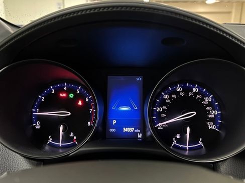 Certified 2018 Toyota C-HR XLE image 31