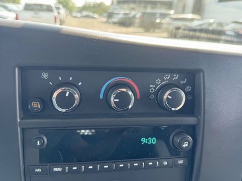Used 2025 GMC Savana 2500 w/ Driver Convenience Package RWD image 24