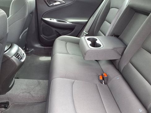 Used 2024 Chevrolet Malibu LT FWD image 11