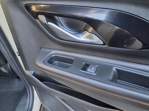 Used 2022 GMC Terrain AT4 image 25