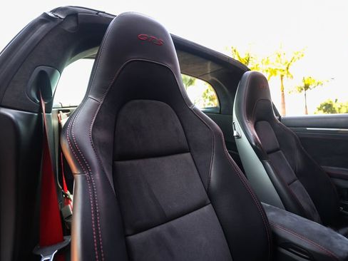 Used 2018 Porsche 911 Targa 4 GTS w/ GTS Interior Package AWD/4WD image 42