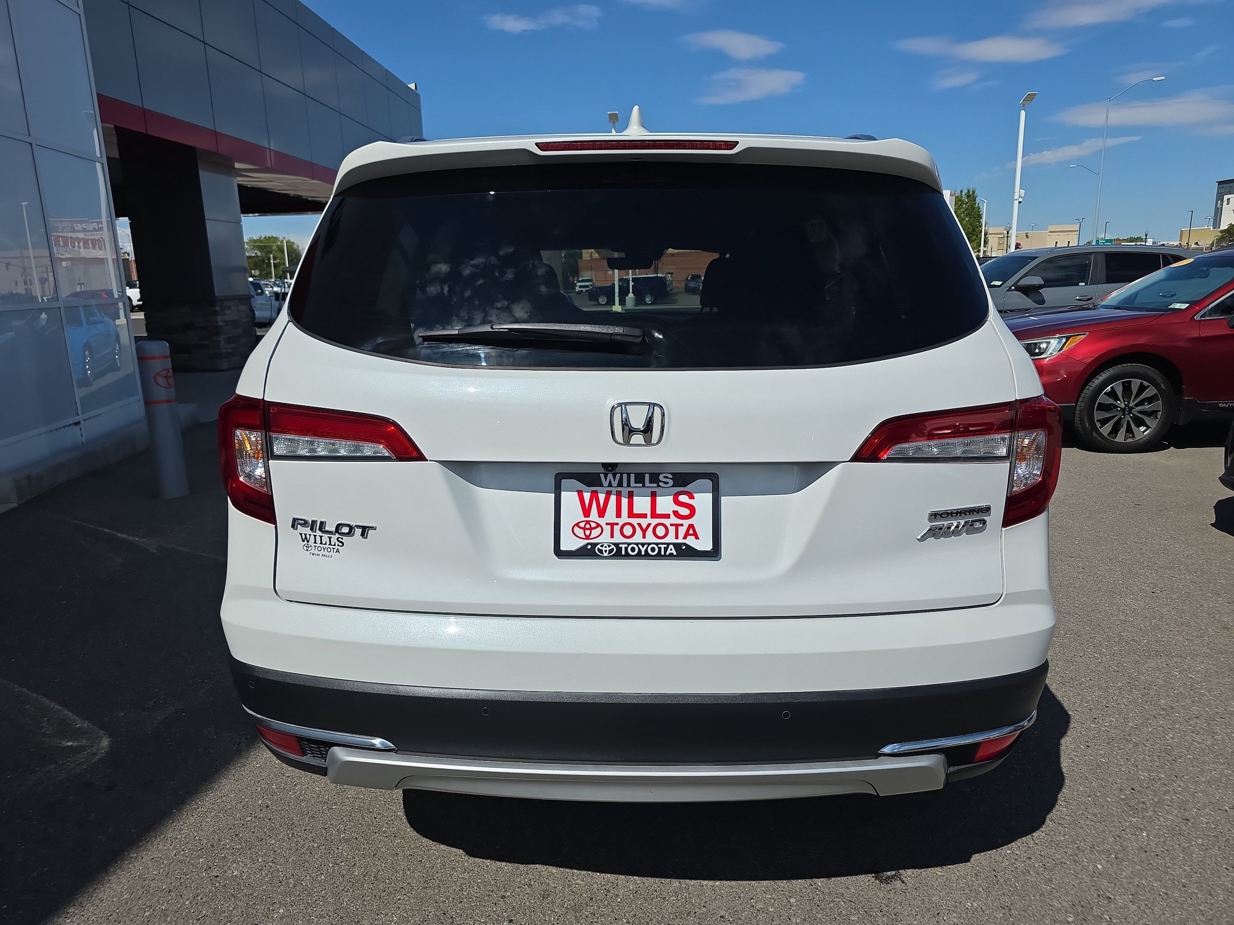 Used 2022 Honda Pilot Touring image 8
