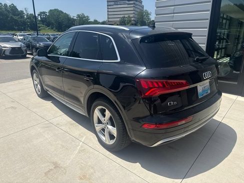 Used 2020 Audi Q5 2.0T Premium w/ Convenience Package AWD/4WD image 4