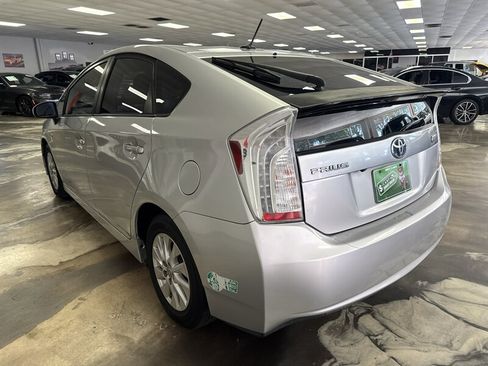 Used 2014 Toyota Prius Prime Plug-In Hybrid FWD image 5