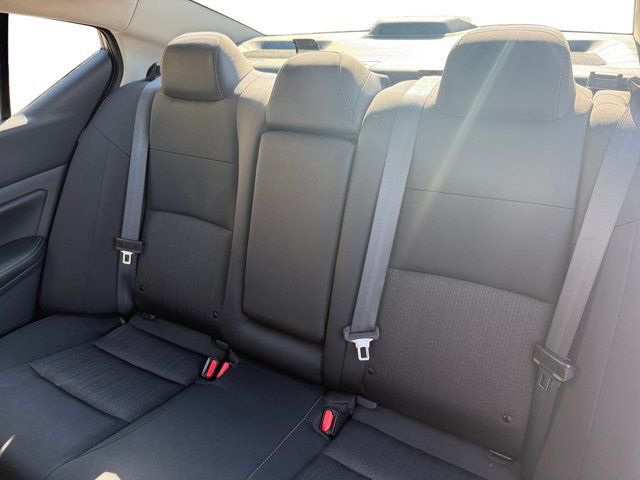 Used 2024 Nissan Altima 2.5 SV FWD image 11