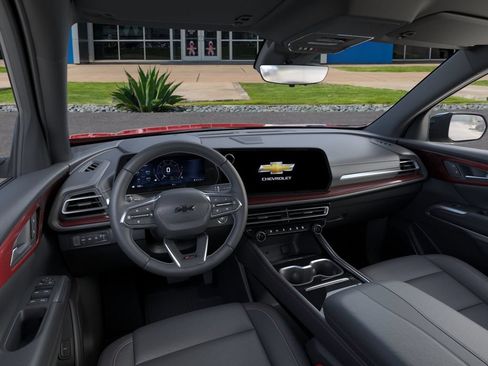 New 2026 Chevrolet Traverse Z71 w/ Driver Confidence Package AWD/4WD image 15