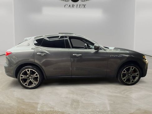 Used 2018 Maserati Levante image 6