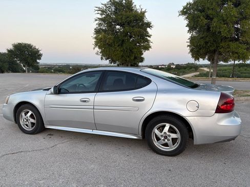 Used 2004 Pontiac Grand Prix GT2 FWD image 32
