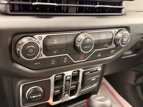 New 2026 Jeep Gladiator Sport AWD/4WD image 17