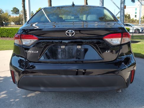 Certified 2024 Toyota Corolla LE image 9