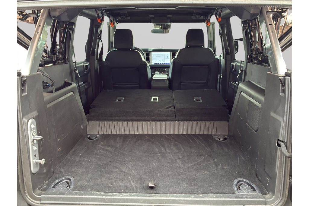 Used 2024 Ford Bronco Outer Banks AWD/4WD image 9
