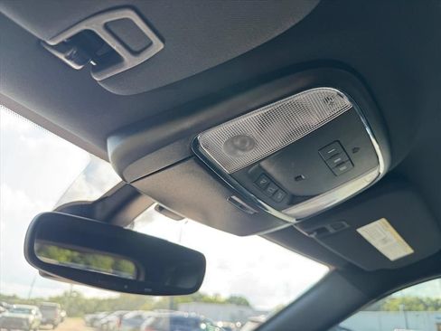 Used 2017 Jeep Grand Cherokee Altitude AWD/4WD image 25