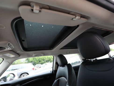 Used 2015 MINI Cooper S FWD image 18