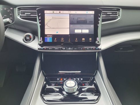 New 2026 Jeep Grand Wagoneer Limited AWD/4WD image 19