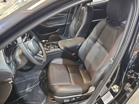 New 2026 MAZDA MAZDA3 2.5 S Hatchback w/ Premium Pkg FWD image 16