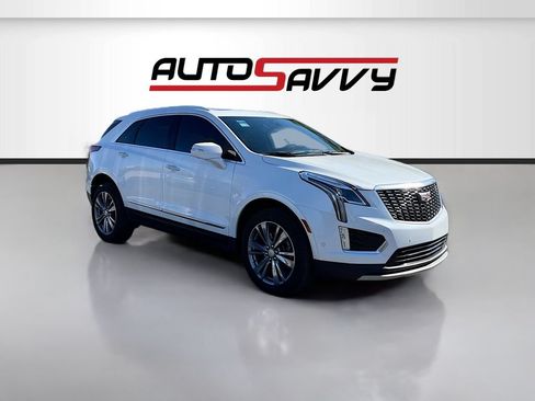 Used 2024 Cadillac XT5 Premium Luxury w/ Technology Package FWD image 1