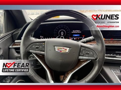 Used 2022 Cadillac Escalade Sport Platinum image 10