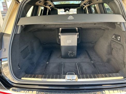 Used 2021 Mercedes-Benz Maybach GLS 600 4MATIC image 47