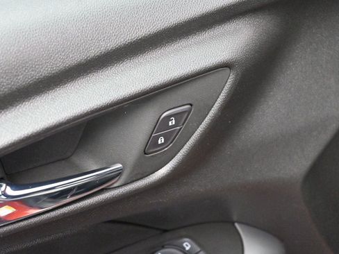 Used 2024 Chevrolet Trax RS w/ Driver Confidence Package image 10