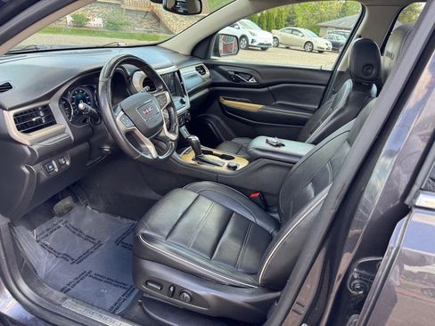 Used 2017 GMC Acadia Denali w/ Technology Package AWD/4WD image 14
