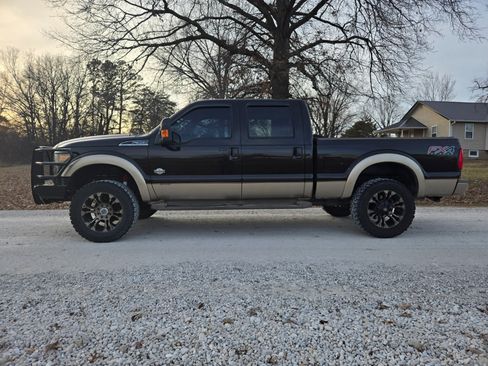 Used 2014 Ford F350 King Ranch image 2