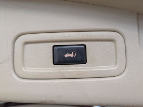 Used 2014 Nissan Murano SL w/ Navigation Package AWD/4WD image 48