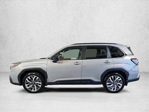 Used 2026 Subaru Forester Touring AWD/4WD image 8