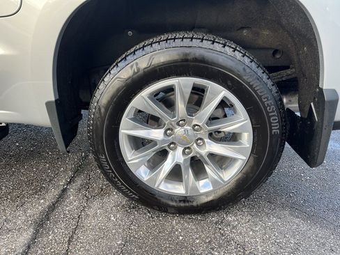 Used 2021 Chevrolet Silverado 1500 LTZ w/ Technology Package image 36