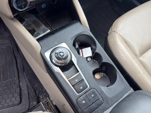 Certified 2021 Ford Escape SEL FWD image 13