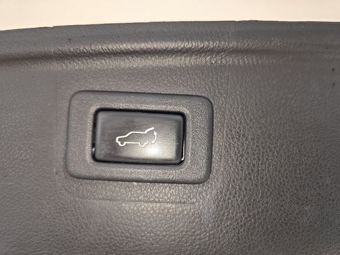 Used 2019 Subaru Outback 3.6R Touring w/ Protection Package #1 image 34