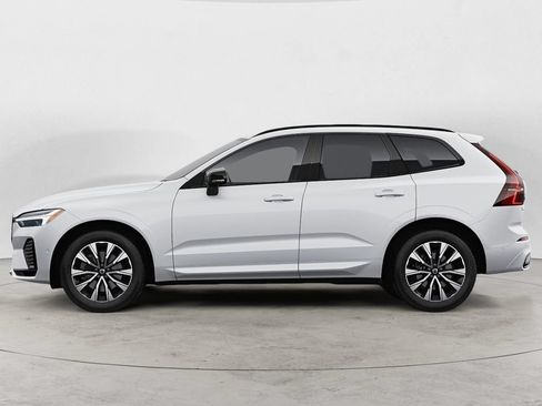 Certified 2024 Volvo XC60 B5 Plus w/ Climate Package AWD/4WD image 4