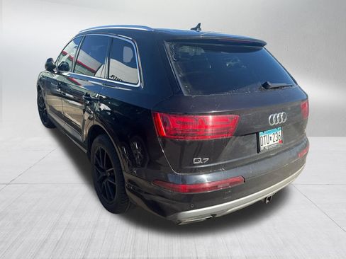 Used 2017 Audi Q7 3.0T Premium Plus w/ Premium Plus Package AWD/4WD image 4