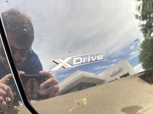 Certified 2025 BMW X3 xDrive30i w/ Premium Package image 8