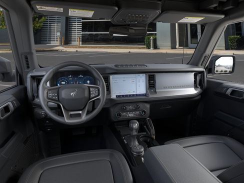 New 2026 Ford Bronco Badlands w/ Sasquatch Package AWD/4WD image 9