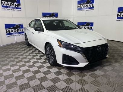 Used 2024 Nissan Altima 2.5 SV