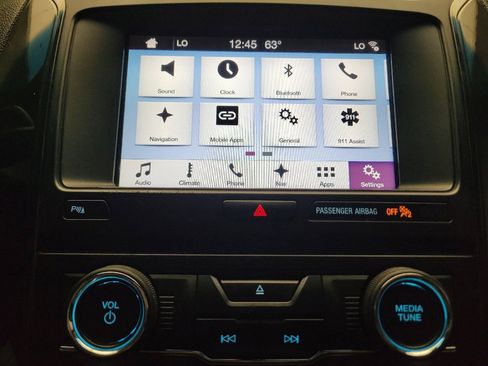 Used 2017 Ford Explorer XLT w/ Equipment Group 202A FWD image 25
