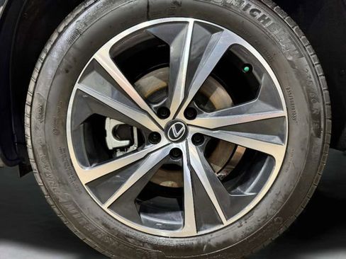 Used 2024 Lexus RX 350 Premium w/ Convenience Package image 29