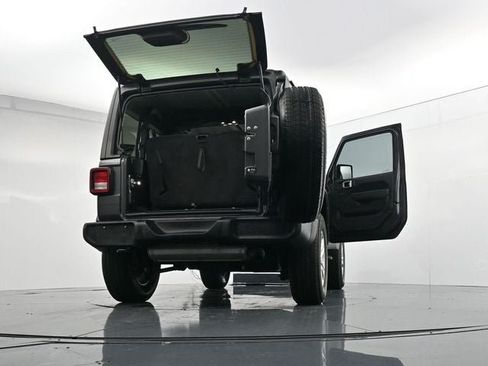 Used 2023 Jeep Wrangler Sport AWD/4WD image 47