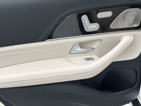 New 2026 Mercedes-Benz GLS 450 4MATIC image 26