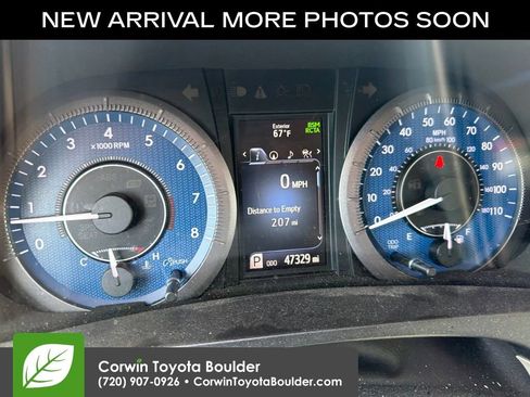 Used 2020 Toyota Sienna XLE Premium AWD/4WD image 10