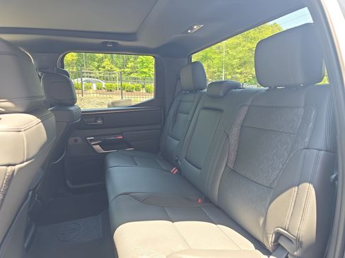 Used 2025 Toyota Tundra Limited AWD/4WD image 13