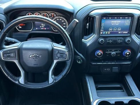 Used 2022 Chevrolet Silverado 1500 LT Trail Boss w/ LPO, Dark Essentials Package image 12