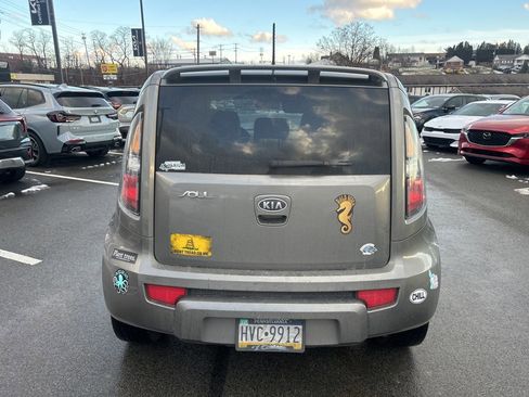Used 2011 Kia Soul ! image 4