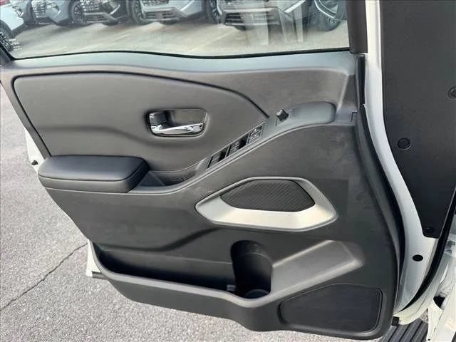 New 2026 Nissan Frontier SV AWD/4WD image 13