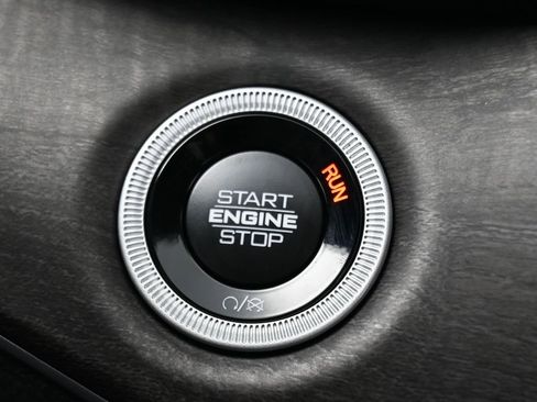 New 2025 Jeep Grand Cherokee L Limited w/ Black Appearance Package image 27