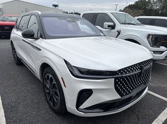 Used 2026 Lincoln Nautilus Reserve video 2