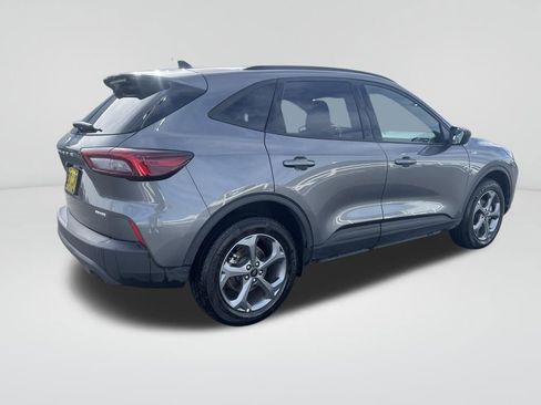 Used 2025 Ford Escape ST-Line image 18