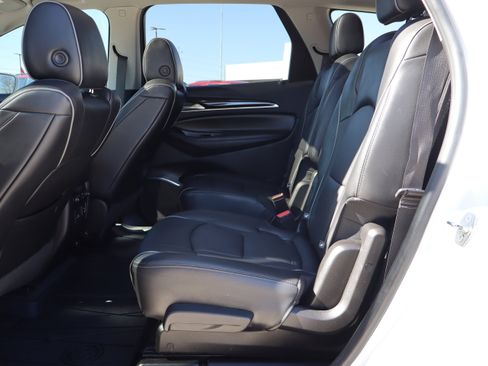 Used 2019 Buick Enclave Avenir w/ Avenir Technology Package image 11