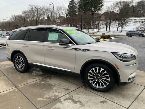 Certified 2022 Lincoln Aviator Reserve w/ Elements Package Plus image 7
