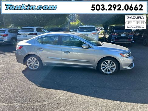 Used 2017 Acura ILX FWD image 3